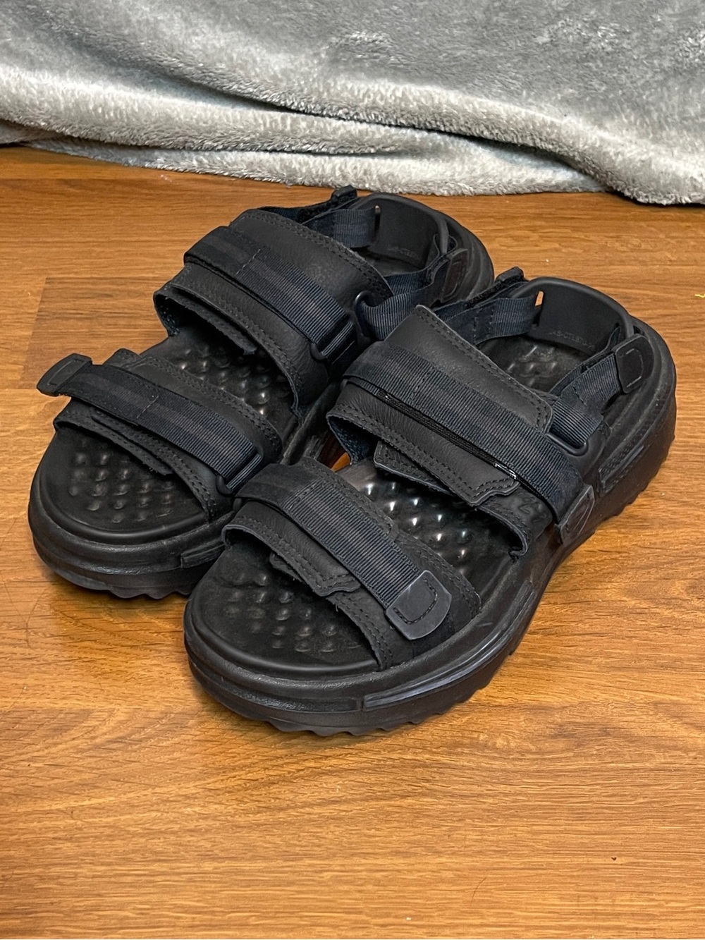 Converse Run Star Utility Sandal Sz 7 Men 8 Women Chunky Lug Sole Strappy Edgy